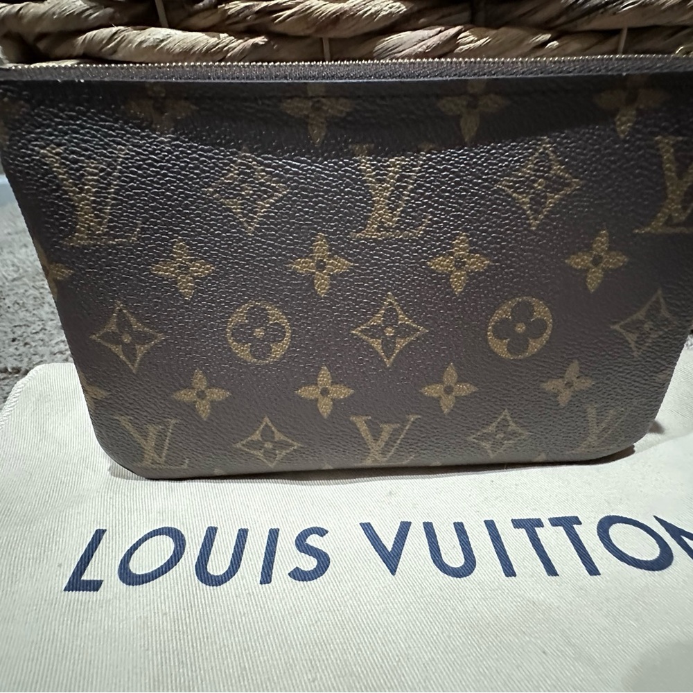 Louis Vuitton double zip pochette - Picture 2 of 9